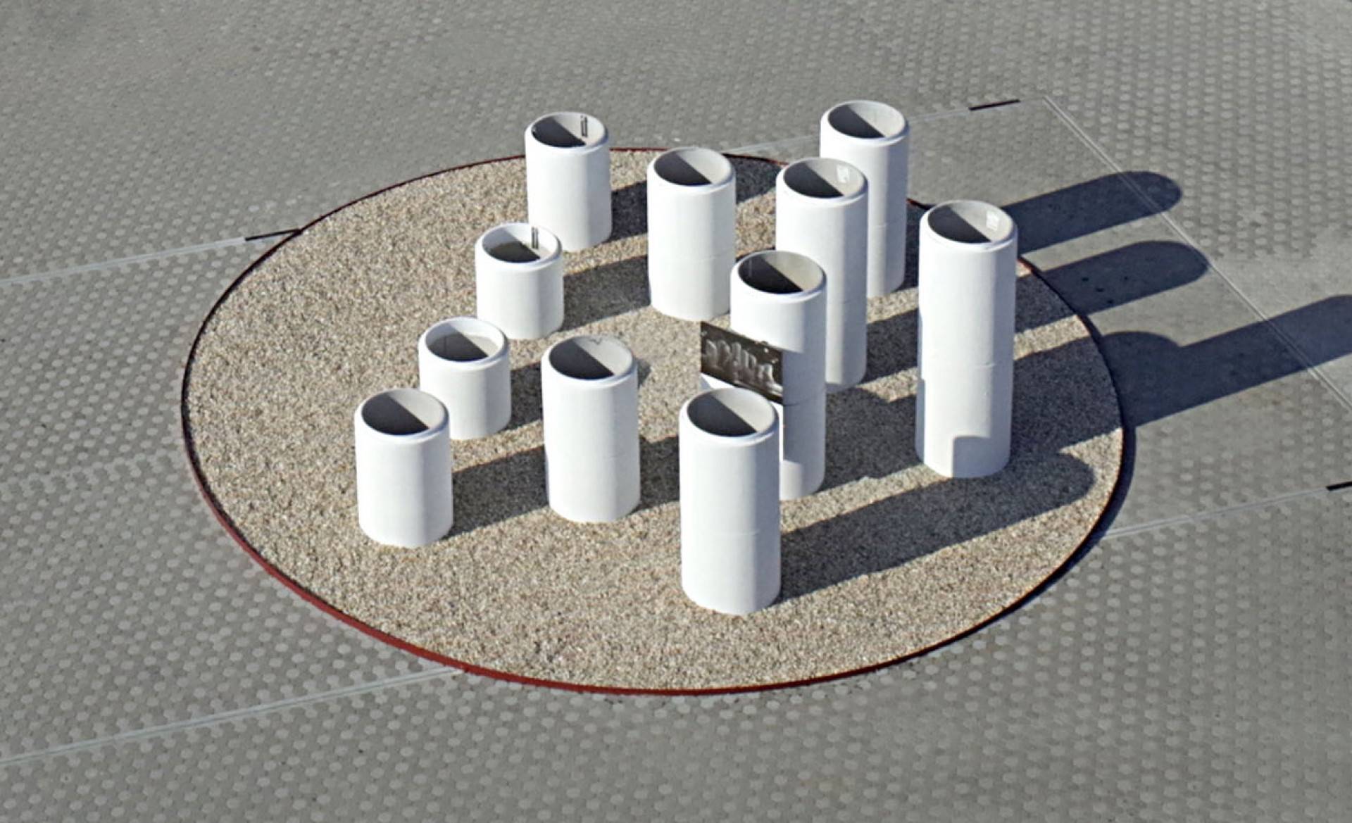 Rudolf Sykora (SK) – Hommage à Stonehenge | 1972, 1981, 2014 | spatial Installation